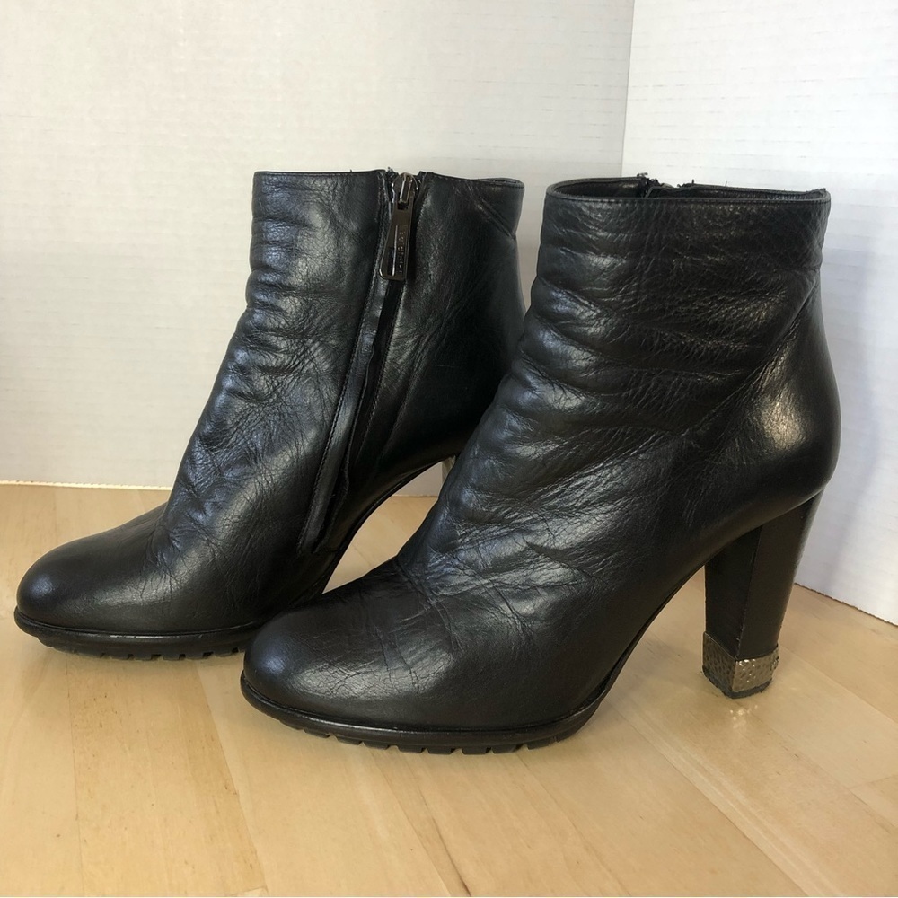 Baldinini Plush Lined Leather Boots Made in Italy-Size 36/5.5